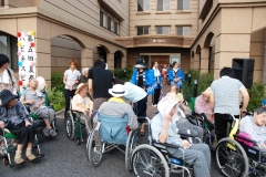 毎年恒例の夏祭りの様子
