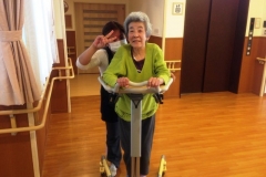 外国人労働者も就業